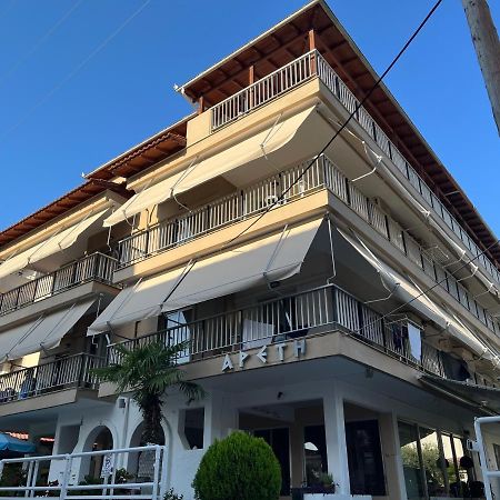 Areti Hotel Apartments Olympiakí Aktí Dış mekan fotoğraf